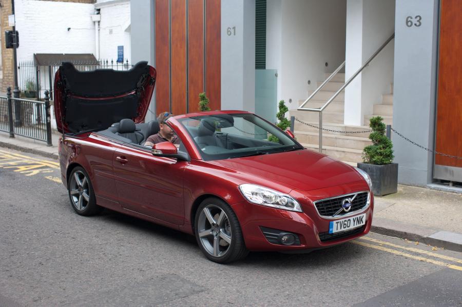  Volvo C70 2010 года  (фото 8 из 51)